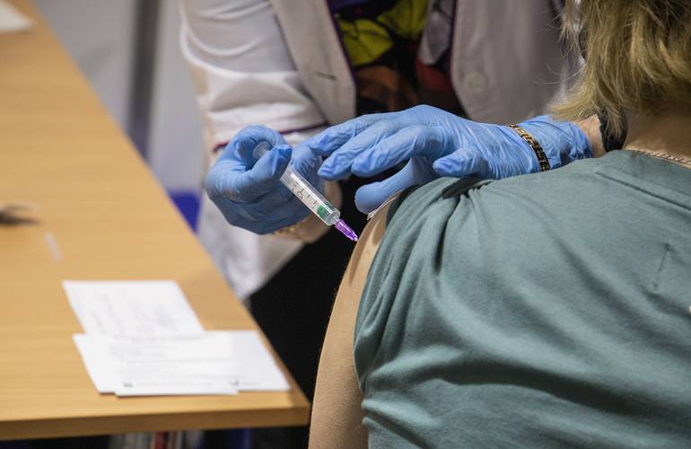 Жители Житомирщины не спешат делать бустерную дозу вакцины от коронавируса