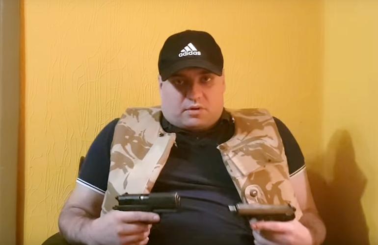 Полиция объявила в розыск бердичевского сепаратиста Сороченко, избившего ветерана АТО