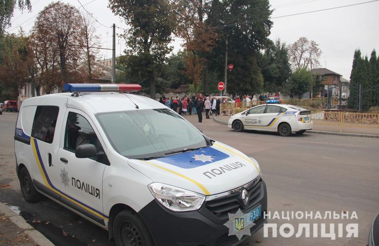 Угроза теракта: в Житомире сообщили о минировании больницы и собора